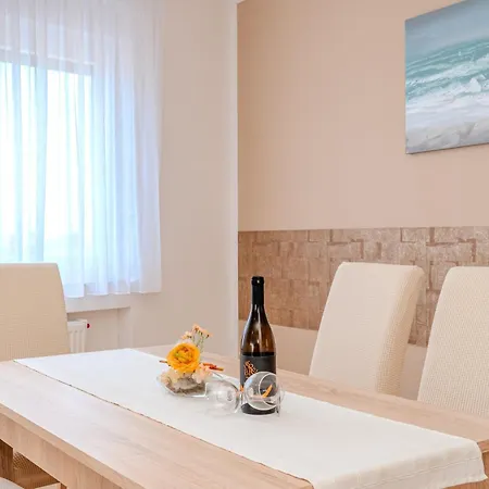 Apartamento With Parking Space Sabunike, Zadar - 25494 *